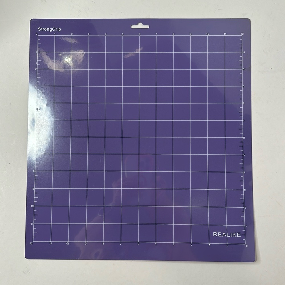 Cricut StrongGrip 12x12 in